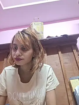 Snapshot of Alishaaroralive chatting on July 28, 2026, 12:48 pm Alishaaroralive online show from July 28, 2026, 12:48 pm