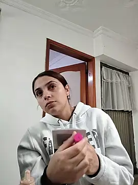 Snapshot of ScarletCherry7 chatting on June 16, 2026, 1:33 pm ScarletCherry7 online show from June 16, 2026, 1:33 pm