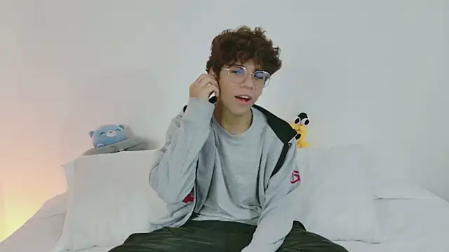 Snapshot of Samy_Twink chatting on July 14, 2026, 3:00 am Samy Twink online show from July 14, 2026, 3:00 am