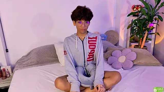Snapshot of Samy_Twink chatting on June 29, 2026, 12:50 am Samy Twink online show from June 29, 2026, 12:50 am