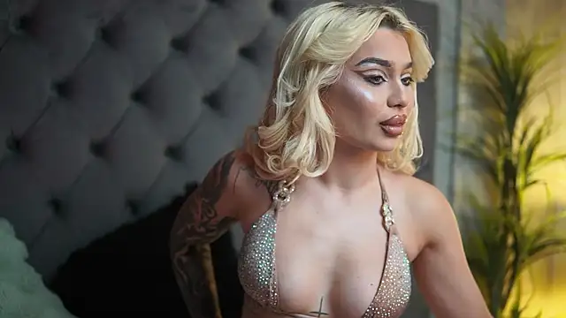 BiankaViper online show from June 17, 2026, 8:08 pm