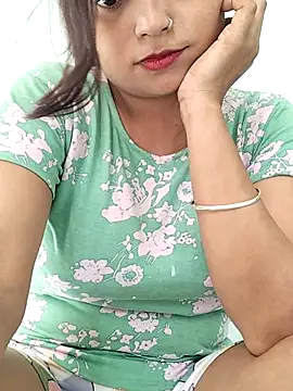 Snapshot of Missridhi chatting on July 7, 2026, 7:45 am Missridhi online show from July 7, 2026, 7:45 am