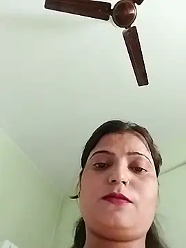 Snapshot of Missridhi chatting on June 18, 2026, 11:04 am Missridhi online show from June 18, 2026, 11:04 am