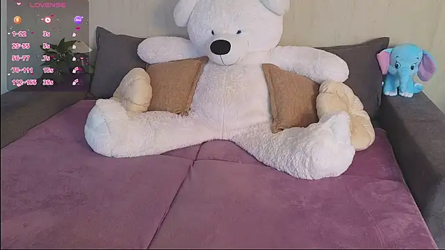 Snapshot of _Rosalinelov_ chatting on July 8, 2026, 3:24 pm Rosalinelov online show from July 8, 2026, 3:24 pm