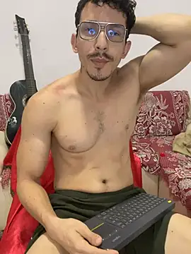 Snapshot of charlydean chatting on June 15, 2026, 3:44 pm charlydean online show from June 15, 2026, 3:44 pm
