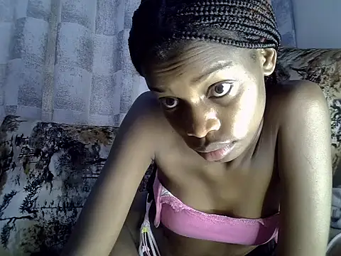 Snapshot of xobarbiee chatting on July 7, 2026, 8:18 am xobarbiee online show from July 7, 2026, 8:18 am