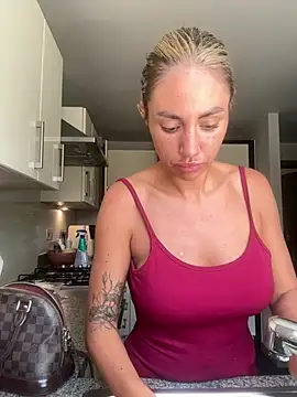 Snapshot of KaceySouthX chatting on July 20, 2026, 1:02 pm KaceySouthX online show from July 20, 2026, 1:02 pm