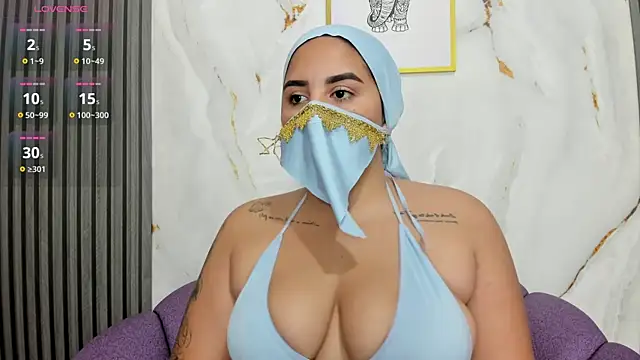 Snapshot of Nadia_Sammur chatting on June 14, 2026, 2:19 am Nadia Sammur online show from June 14, 2026, 2:19 am