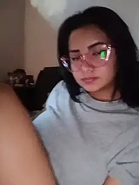 K AriDoll online show from July 28, 2026, 3:21 pm
