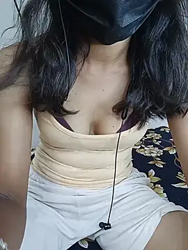 Snapshot of tamil_bluemoon chatting on July 29, 2026, 11:09 am tamil bluemoon online show from July 29, 2026, 11:09 am