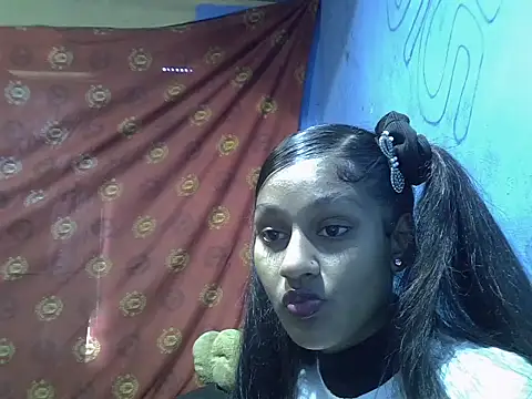 Snapshot of indianbeauty980 chatting on July 18, 2026, 11:52 am indianbeauty980 online show from July 18, 2026, 11:52 am