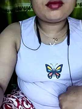Snapshot of Khosi_Moni chatting on July 4, 2026, 9:52 pm Khosi Moni online show from July 4, 2026, 9:52 pm