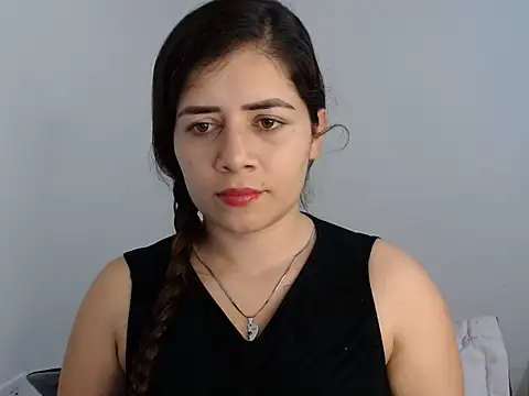 Luna zoe online show from June 19, 2026, 8:36 pm