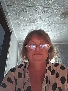 MilashkaCutie50 online show from June 17, 2026, 4:01 am