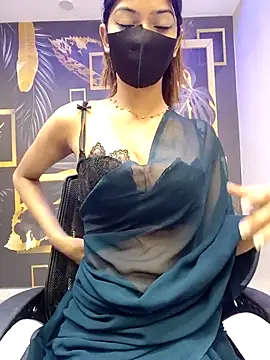 Snapshot of _MishQa chatting on July 3, 2026, 7:59 am MishQa online show from July 3, 2026, 7:59 am