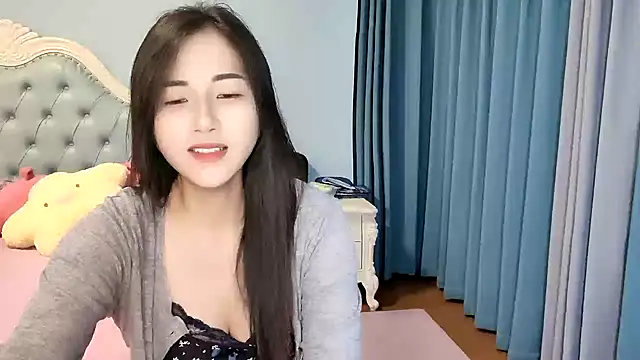 Snapshot of Qianqian-666 chatting on July 28, 2026, 3:21 pm Qianqian-666 online show from July 28, 2026, 3:21 pm