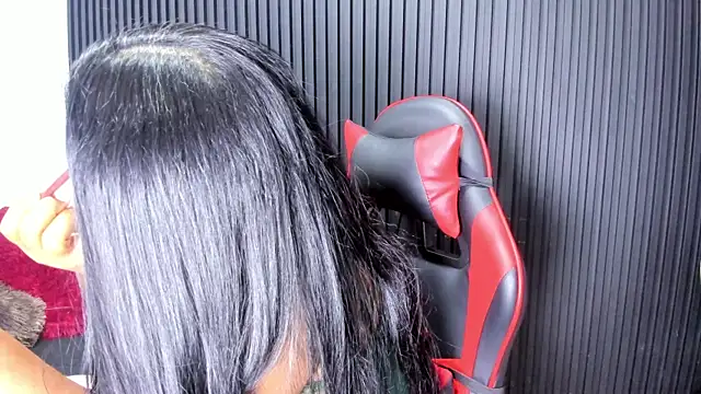 Mommy Big Ass online show from July 31, 2026, 1:10 pm