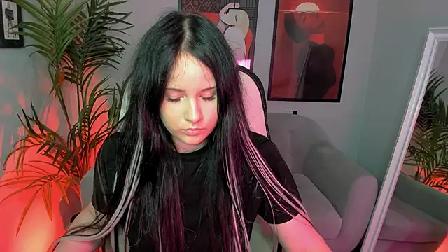 AmeliaRiviera online show from June 26, 2026, 5:57 am