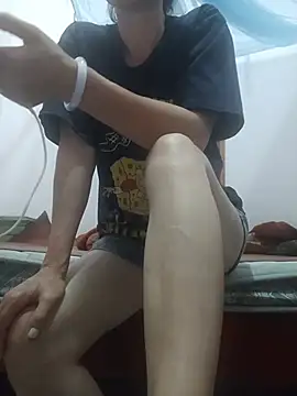 Snapshot of Bong_Hoa chatting on July 21, 2026, 11:50 pm Bong Hoa online show from July 21, 2026, 11:50 pm