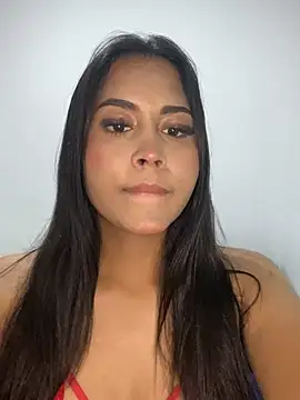 Snapshot of Luisamorena chatting on July 29, 2026, 9:47 pm Luisamorena online show from July 29, 2026, 9:47 pm