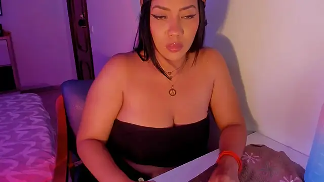 NicolePasqualott online show from June 21, 2026, 8:14 pm