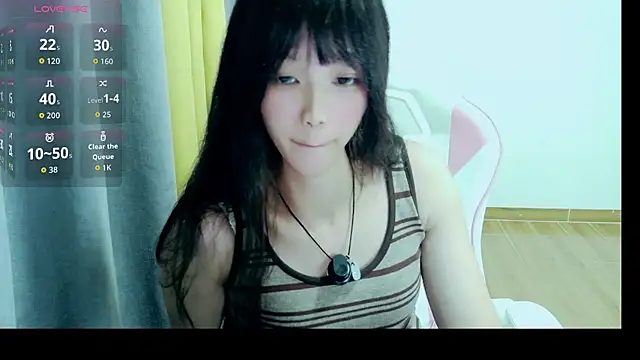 Snapshot of Aalala- chatting on June 23, 2026, 2:37 pm Aalala- online show from June 23, 2026, 2:37 pm