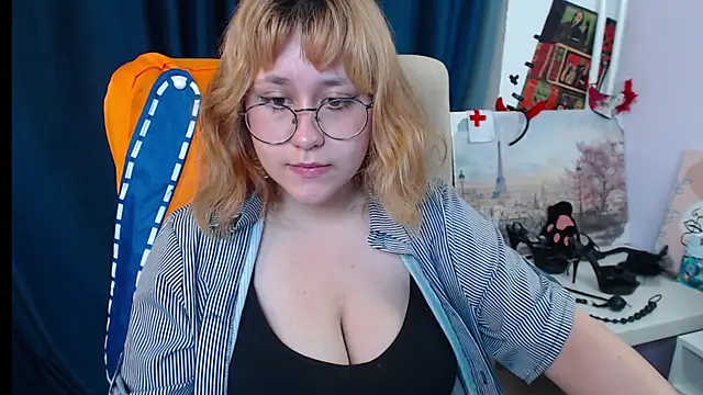 Snapshot of Judith_hypnosiss chatting on July 12, 2026, 4:57 am Judith hypnosiss online show from July 12, 2026, 4:57 am