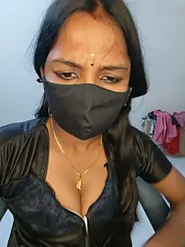 Snapshot of YALINITWO7_TAMIL chatting on July 29, 2026, 8:19 pm YALINITWO7 TAMIL online show from July 29, 2026, 8:19 pm