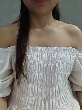 Snapshot of camri-zz chatting on July 8, 2026, 1:30 am camri-zz online show from July 8, 2026, 1:30 am
