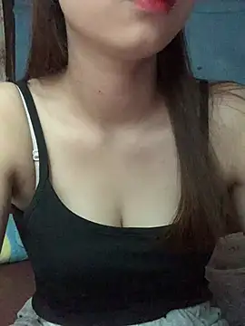 Julyy girl online show from June 22, 2026, 5:37 am