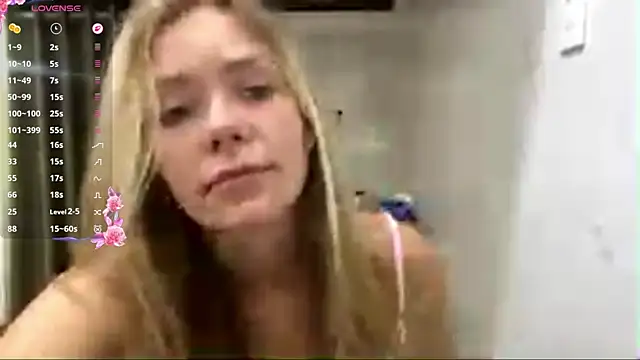 Snapshot of One_On_Mllion chatting on July 25, 2026, 12:22 pm One On Mllion online show from July 25, 2026, 12:22 pm