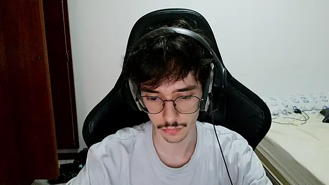Snapshot of gabrielNovin17cm chatting on July 1, 2026, 6:52 pm gabrielNovin17cm online show from July 1, 2026, 6:52 pm