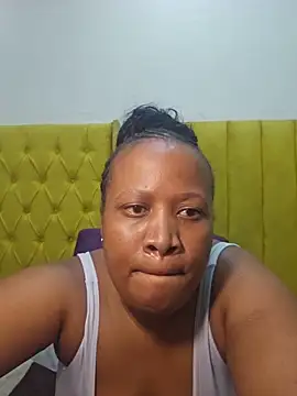 Snapshot of THICKCHARMAxxx28 chatting on June 15, 2026, 8:30 pm THICKCHARMAxxx28 online show from June 15, 2026, 8:30 pm