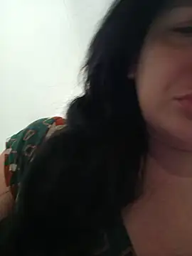 Snapshot of LoveVixen_LoveWolf chatting on July 11, 2026, 12:55 am LoveVixen LoveWolf online show from July 11, 2026, 12:55 am