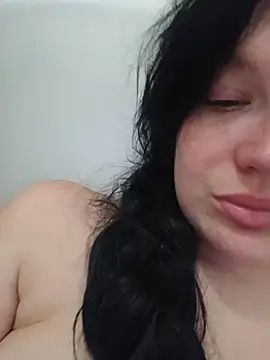 Snapshot of LoveVixen_LoveWolf chatting on July 8, 2026, 1:12 pm LoveVixen LoveWolf online show from July 8, 2026, 1:12 pm