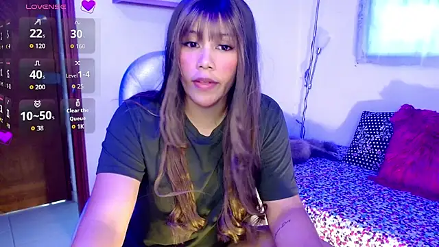 Snapshot of Emmy_Copland chatting on June 28, 2026, 2:01 pm Emmy Copland online show from June 28, 2026, 2:01 pm