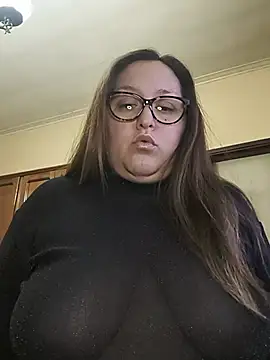Snapshot of solcurvytriplxx chatting on July 22, 2026, 8:44 pm solcurvytriplxx online show from July 22, 2026, 8:44 pm