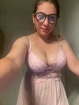 Snapshot of -Malina- chatting on June 29, 2026, 9:58 pm -Malina- online show from June 29, 2026, 9:58 pm