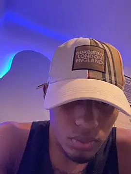 Ydiaz09 online show from June 17, 2026, 5:34 pm