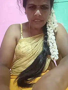 Snapshot of Tamilsexy35 chatting on June 25, 2026, 5:18 pm Tamilsexy35 online show from June 25, 2026, 5:18 pm