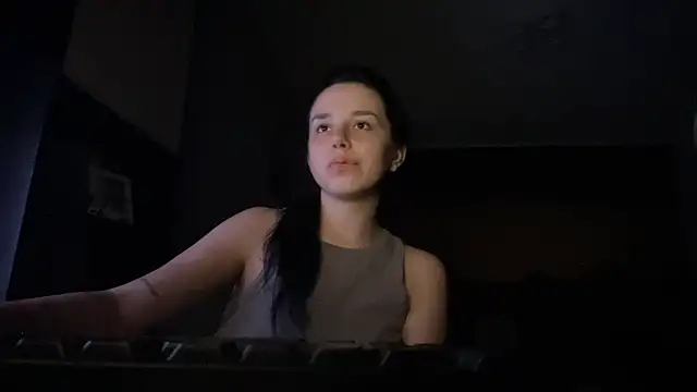Snapshot of Secret_Vanilla_ chatting on July 21, 2026, 9:27 pm Secret Vanilla online show from July 21, 2026, 9:27 pm
