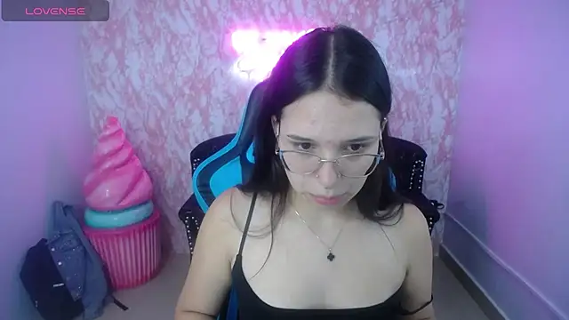 Snapshot of Lia_Rose_ch chatting on July 11, 2026, 3:07 am Lia Rose ch online show from July 11, 2026, 3:07 am