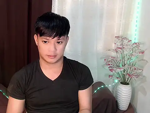 Snapshot of kingdomcum96 chatting on July 14, 2026, 2:05 am kingdomcum96 online show from July 14, 2026, 2:05 am