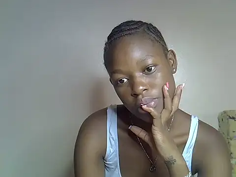 Snapshot of pretty_albright chatting on June 17, 2026, 3:50 am pretty albright online show from June 17, 2026, 3:50 am