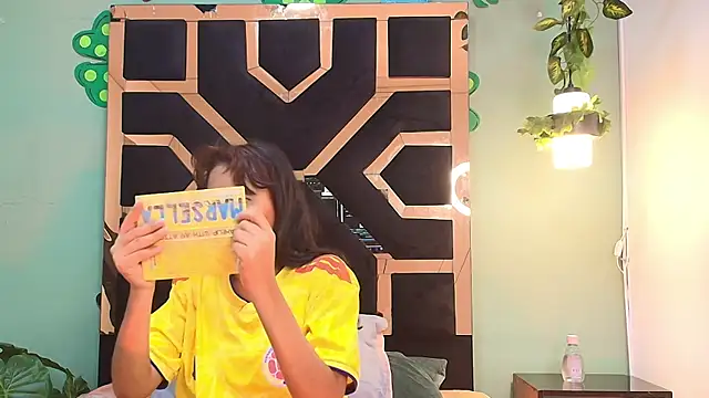 HANNA SEBAS online show from July 7, 2026, 12:31 pm