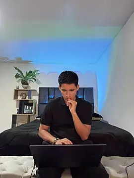 SantiLux  online show from June 20, 2026, 3:55 am