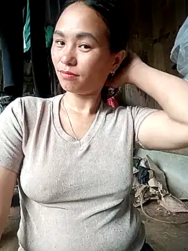 chychy113 online show from July 25, 2026, 9:39 am