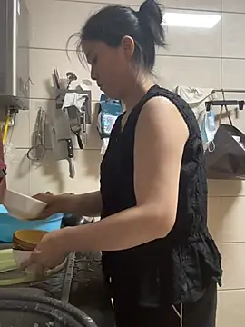 suyabb online show from June 23, 2026, 12:58 pm