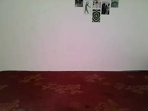 LILY HOTYY online show from July 10, 2026, 6:13 am