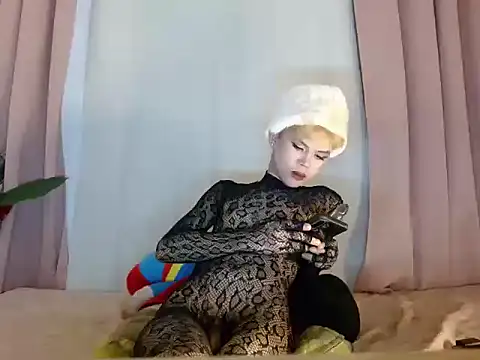 forthydoll online show from July 12, 2026, 5:52 am